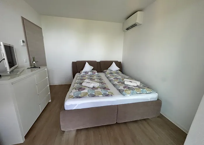Erika Apartman Siofok *